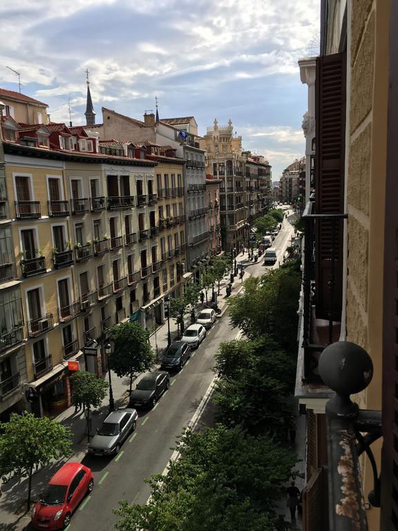 Hostal Patria Madrid Kültér fotó